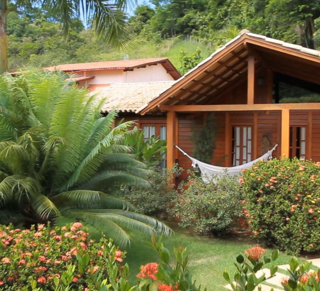 casas de madeira em pedra azul (1)